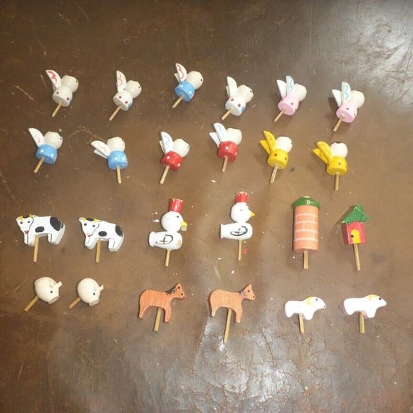 24 Vintage Wooden Cake Cupcake Toppers 12 Angels + Farm Animals, Silo & Barn - Picture 1 of 5